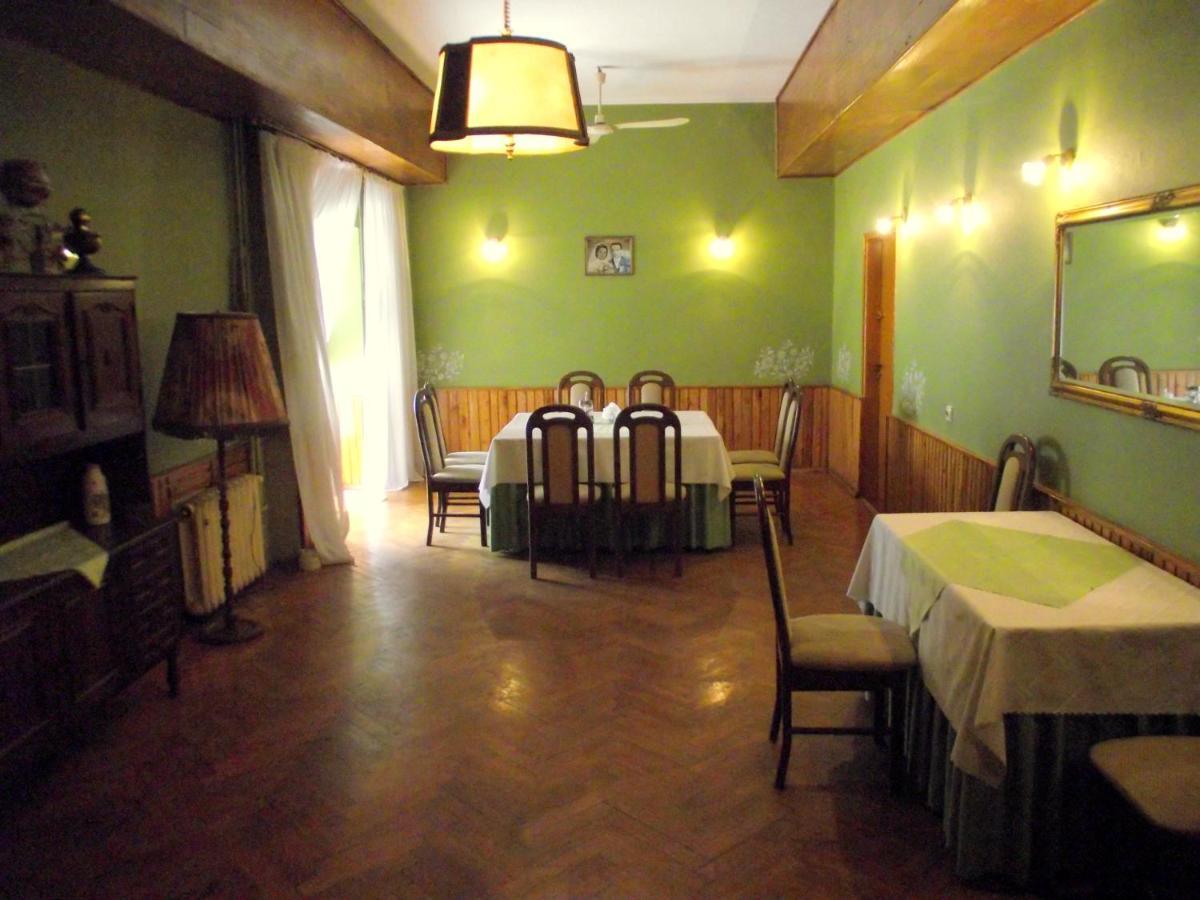 Zajazd Grodek Bujak Robert Naclegi I Restauracja Grodkow  エクステリア 写真